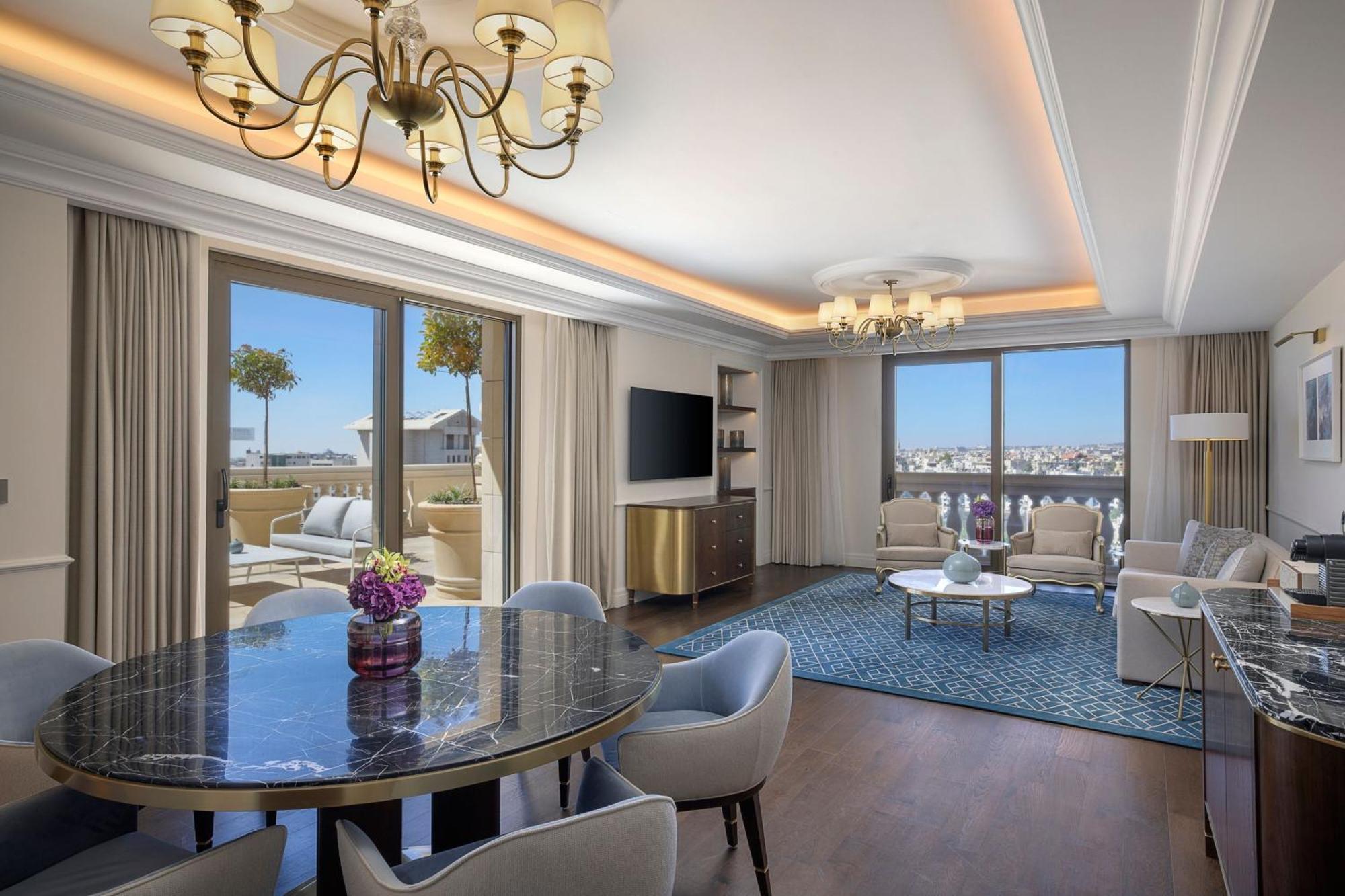 The Ritz-Carlton, Amman Hotel Exterior photo Presidential Suite