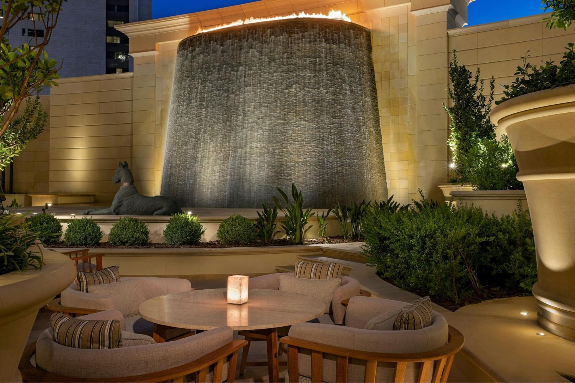 The Ritz-Carlton, Amman Hotel Exterior photo The Waterfall at the Wynn