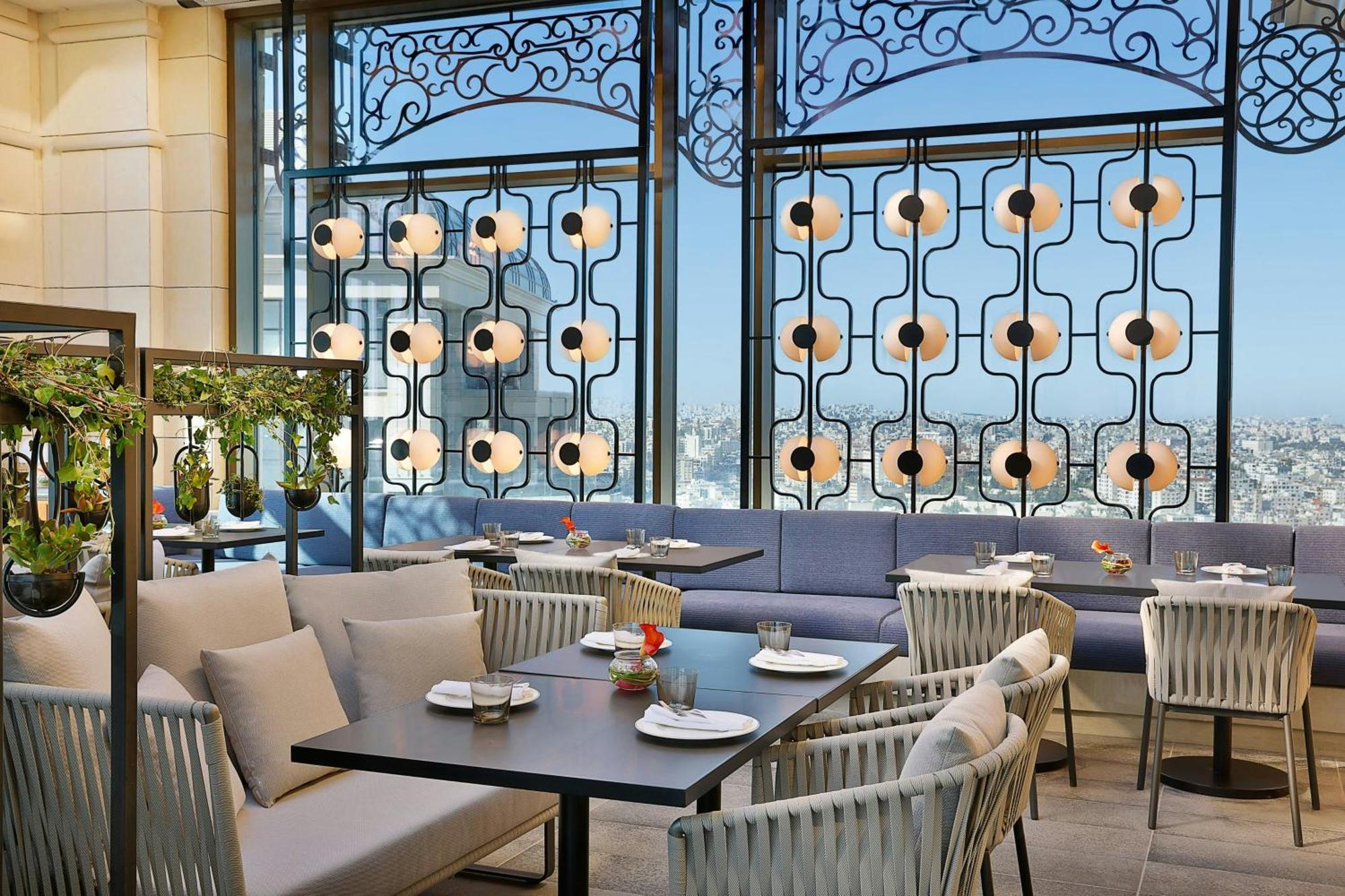 The Ritz-Carlton, Amman Hotel Exterior photo The Terrace