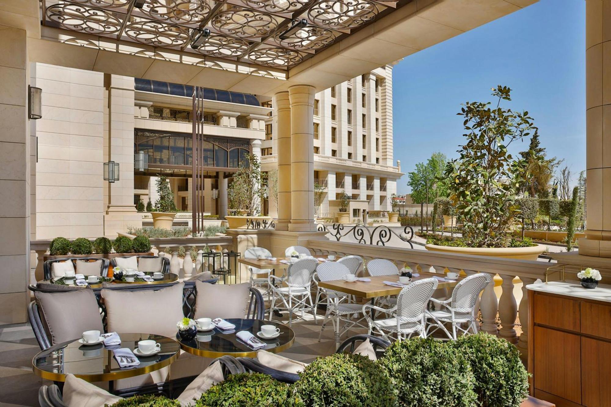 The Ritz-Carlton, Amman Hotel Exterior photo The Terrace