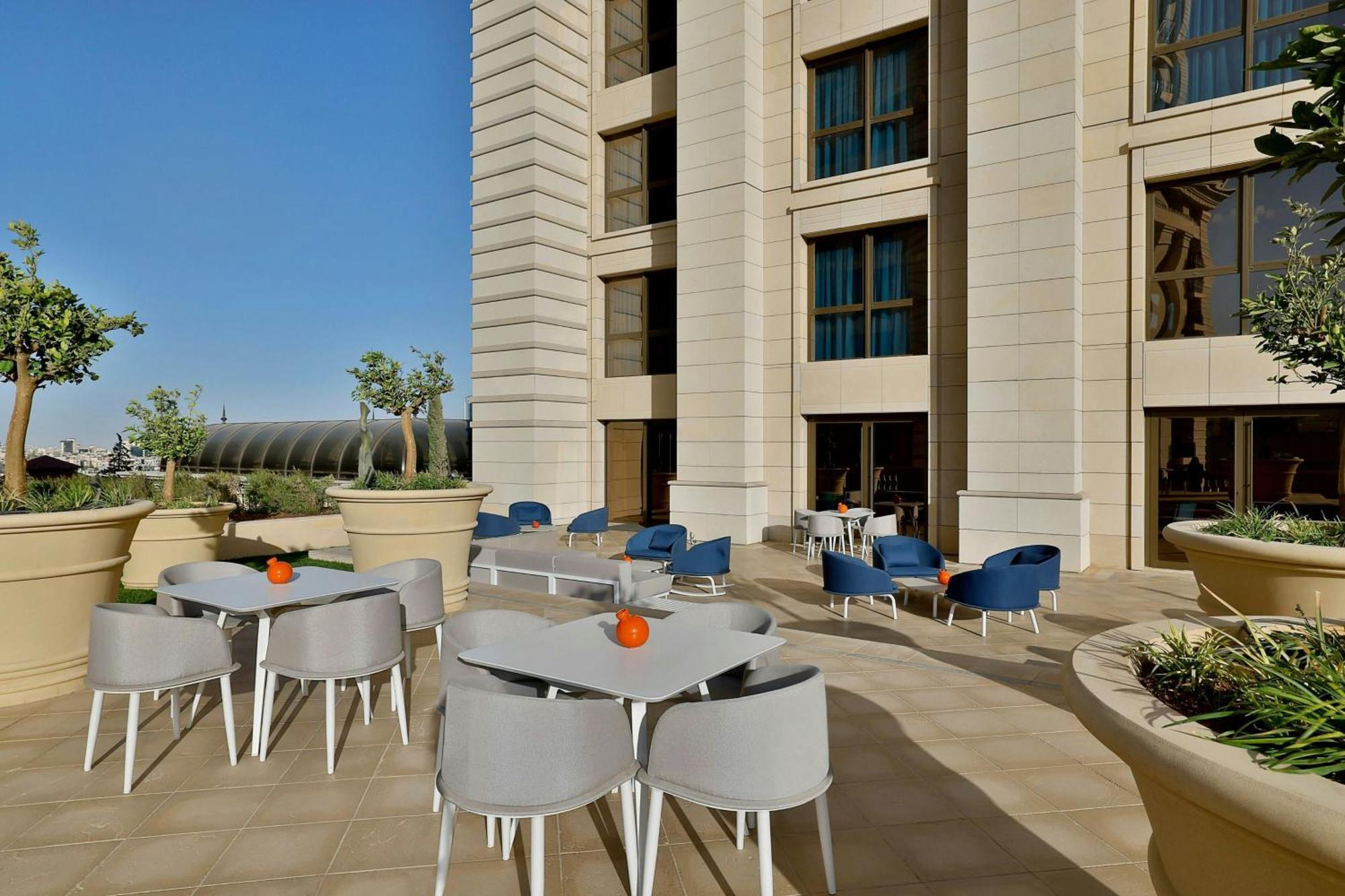 The Ritz-Carlton, Amman Hotel Exterior photo The Terrace
