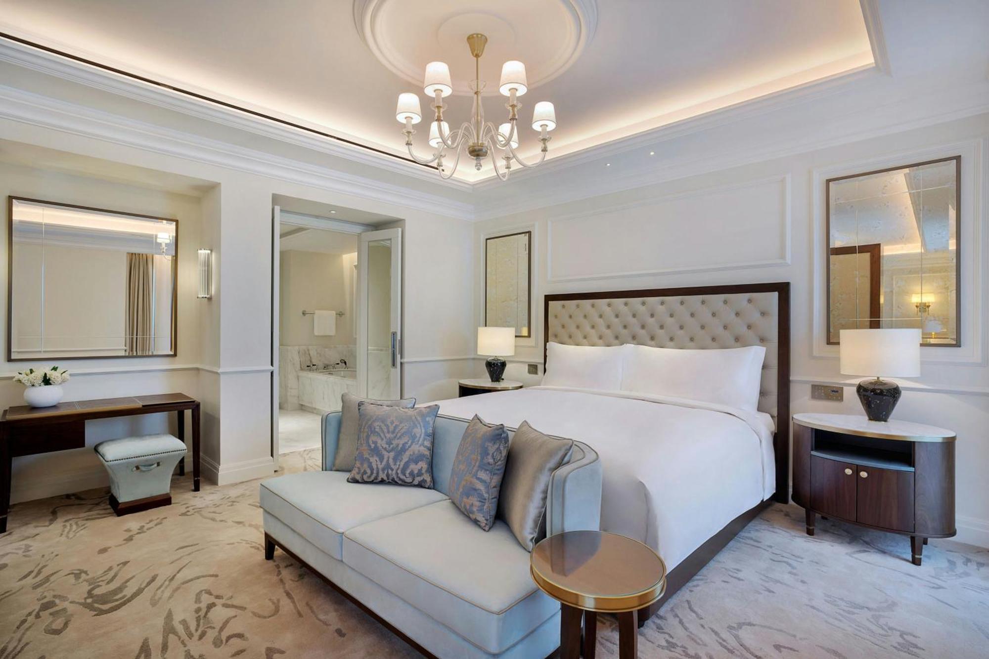 The Ritz-Carlton, Amman Hotel Exterior photo A bedroom at the hotel