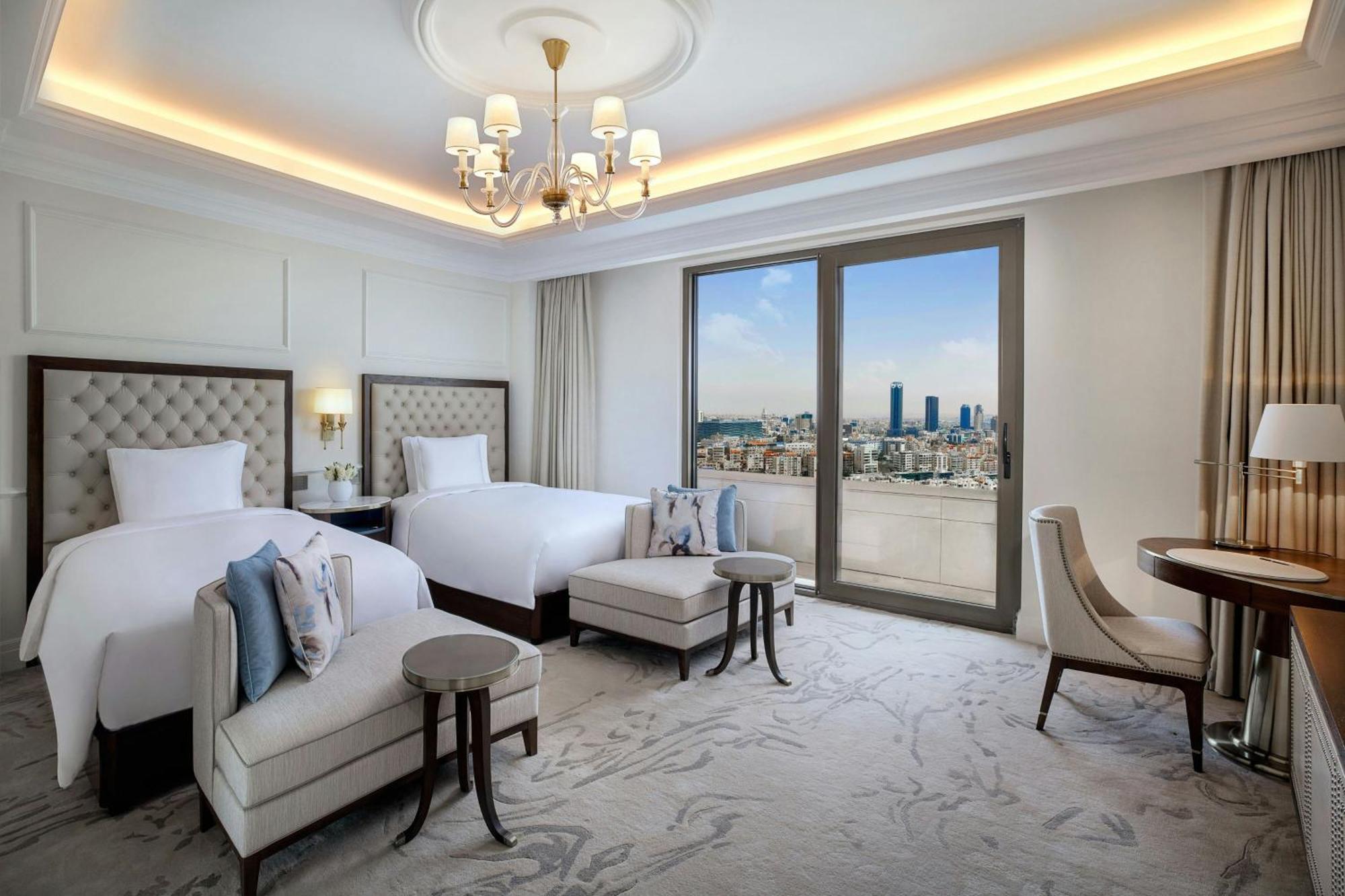 The Ritz-Carlton, Amman Hotel Exterior photo Deluxe Suite