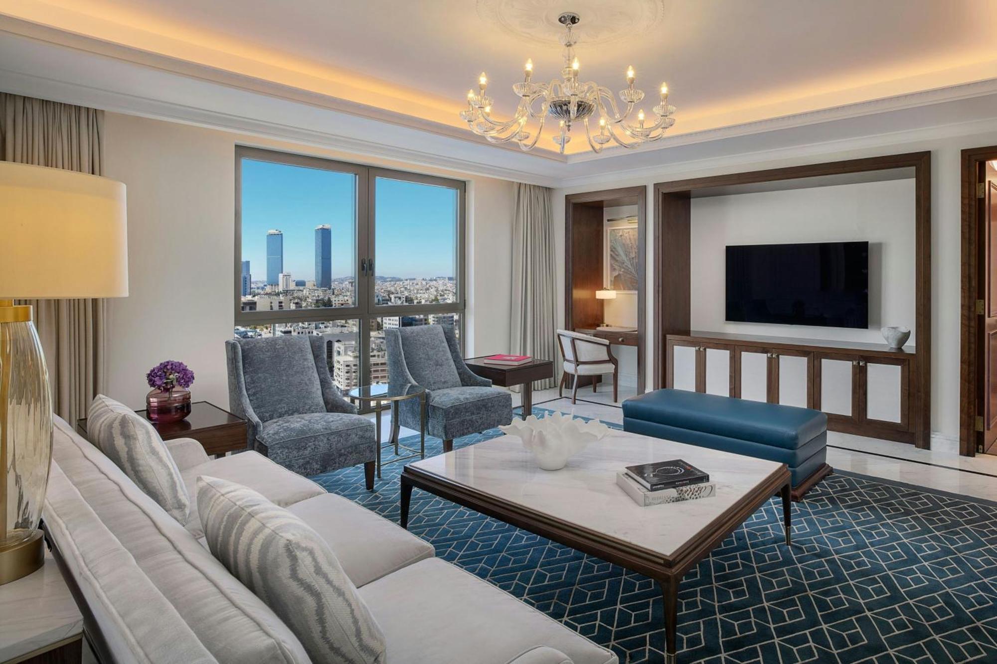 The Ritz-Carlton, Amman Hotel Exterior photo A suite at the hotel