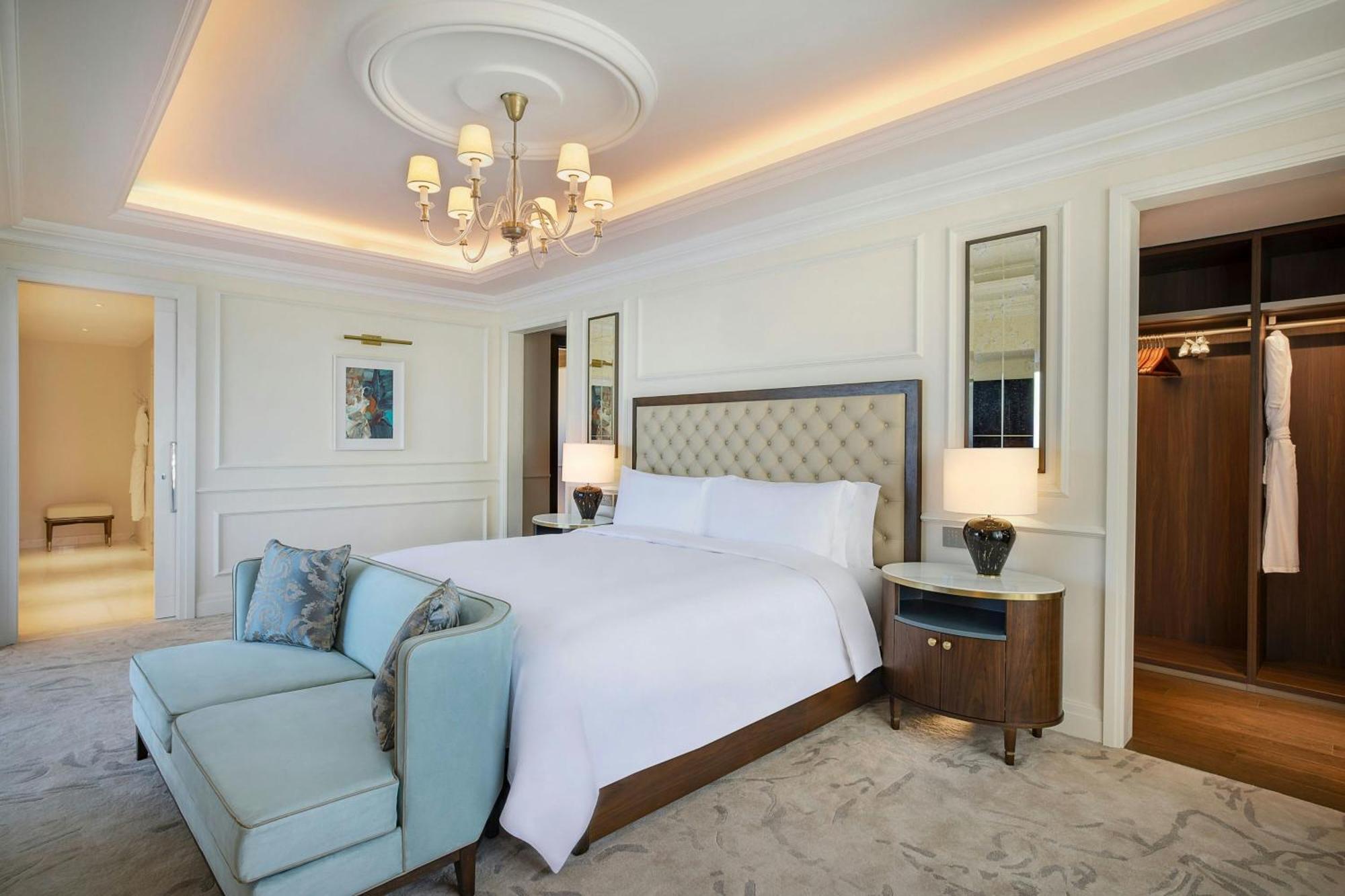 The Ritz-Carlton, Amman Hotel Exterior photo A bedroom at the hotel