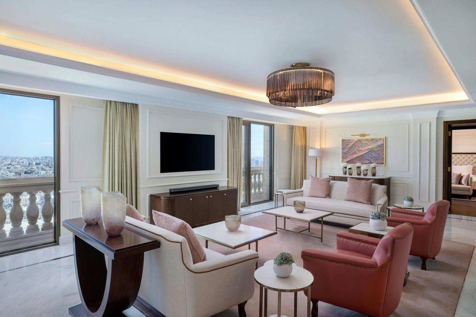 The Ritz-Carlton, Amman Hotel Exterior photo A suite at the hotel