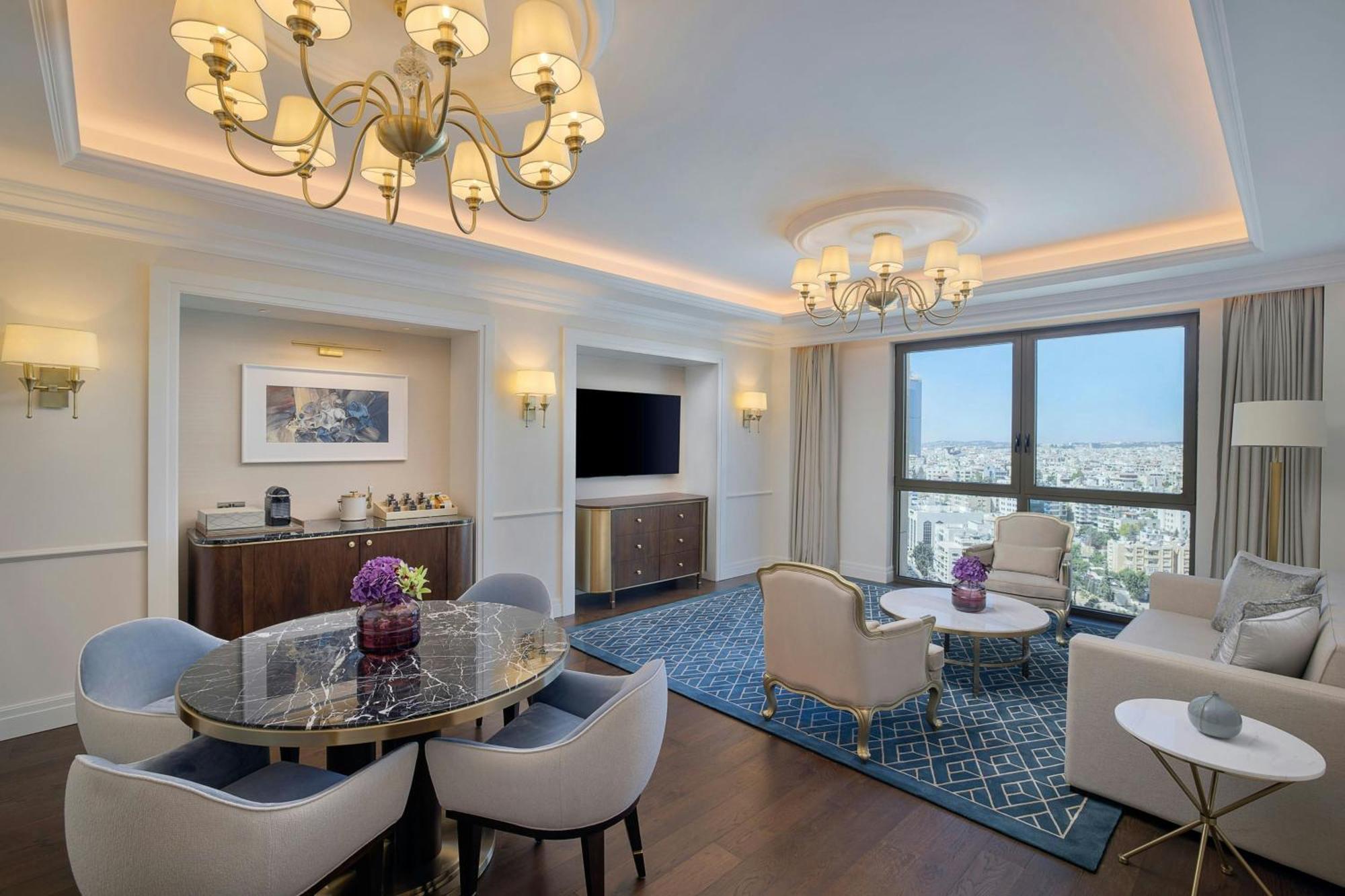 The Ritz-Carlton, Amman Hotel Exterior photo A suite at the hotel