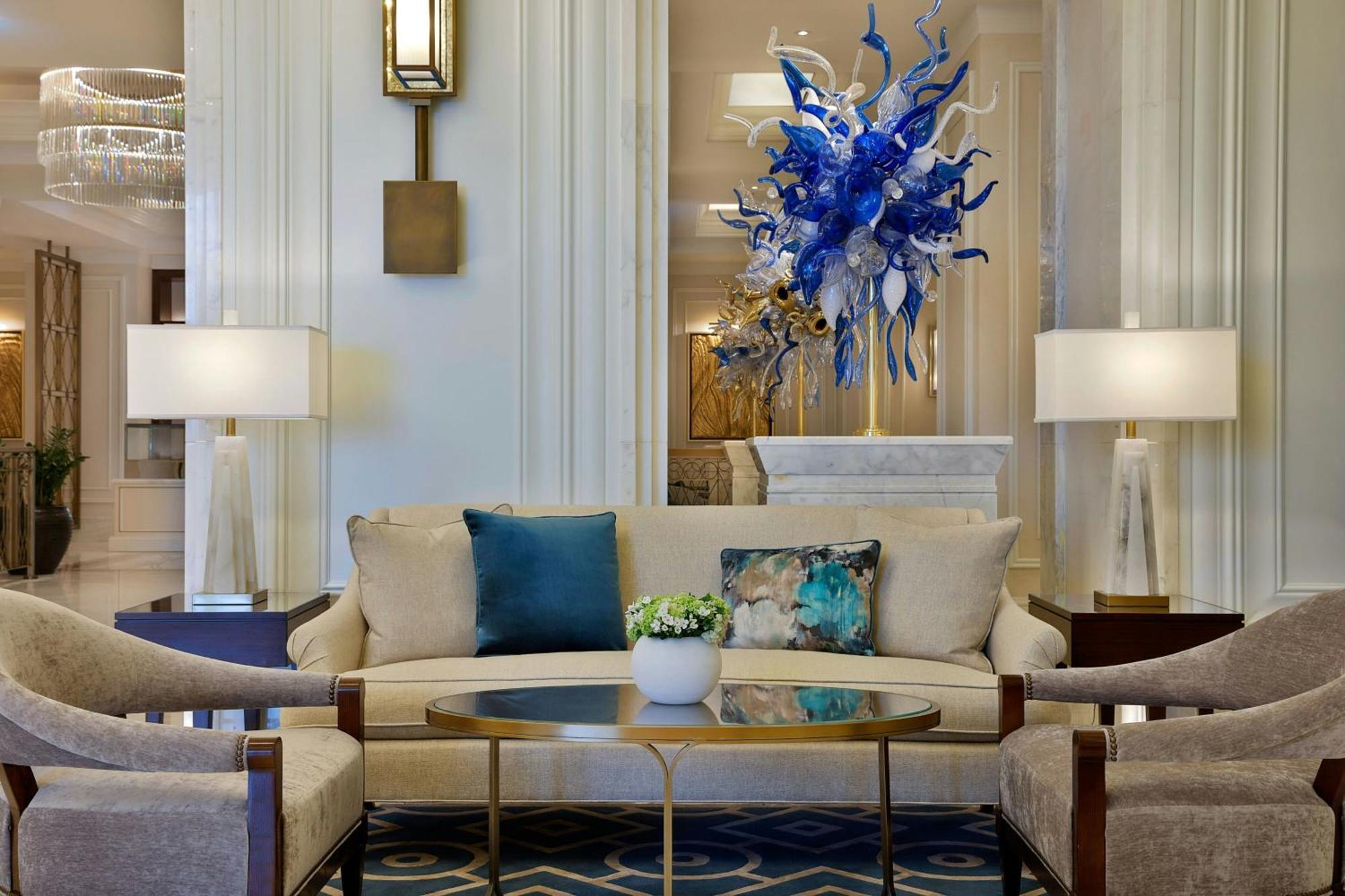 The Ritz-Carlton, Amman Hotel Exterior photo The lobby of the Four Seasons Hotel